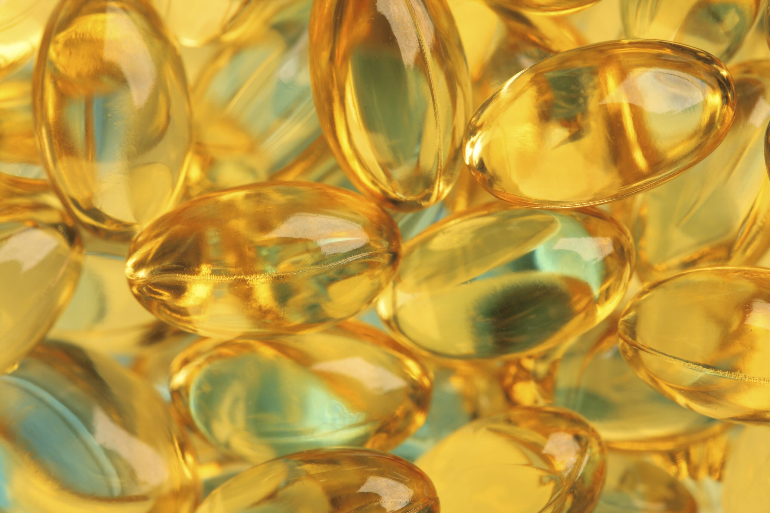 26,000-PERSON STUDY: FISH OIL AND VITAMIN D PILLS NO GUARD AGAINST CANCER OR SERIOUS HEART TROUBLE